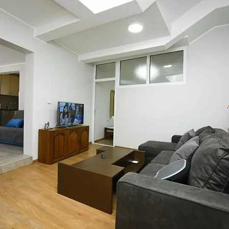 Апартаменты Premier *